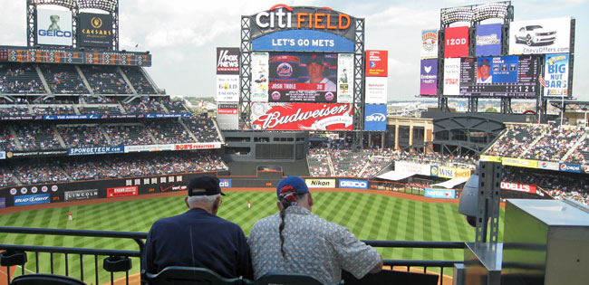 Mets game crowd at Citi Field