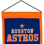 Hanging device for Astros heritage banner