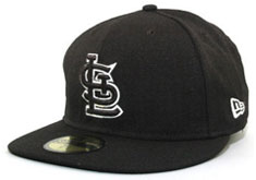 Cardinals fitted black hat