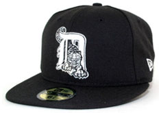 Tigers fitted black hat