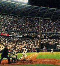 Hank Aaron hitting #715 lithograph