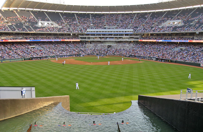 kansas city royals stadium waterfall